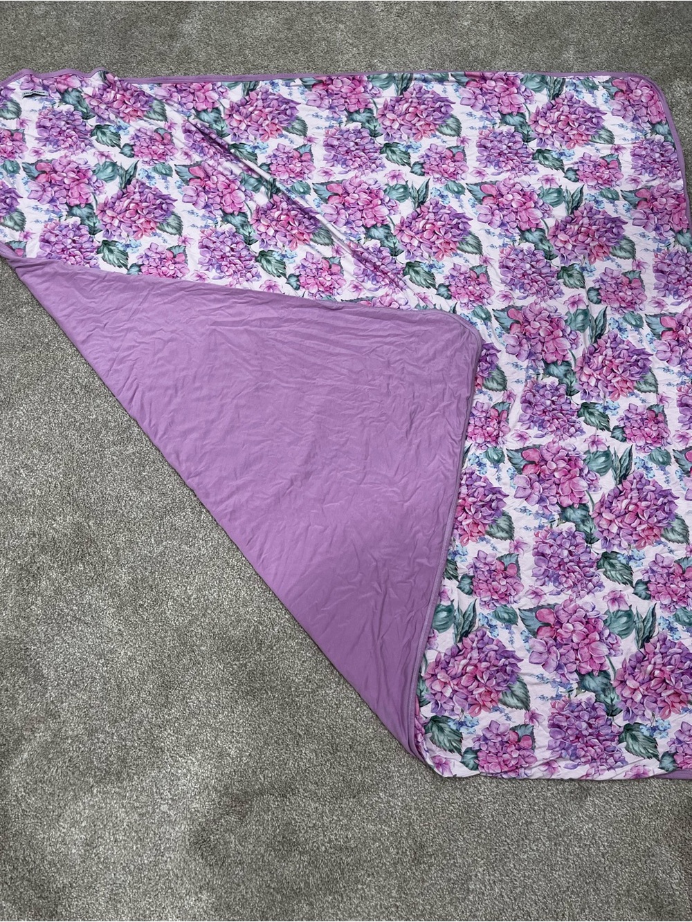 Hydrangea bum bum blanket